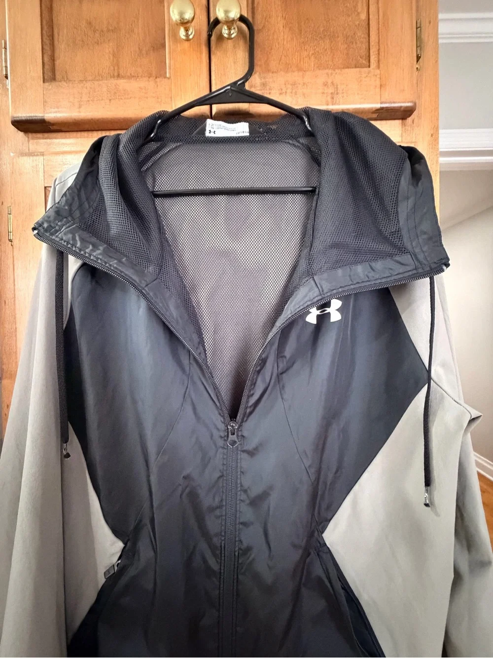 Under Armour Hooded Windbreaker in Black & Light Gray